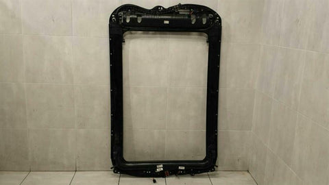 Porsche Macan 95b Panorama Frame 95B877041D Panoramic Roof Frame