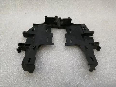Mercedes E Class W213 Radiator Holder Bracket Set A2135011400 Holder Carrier