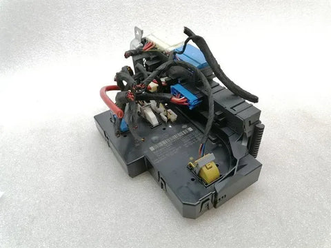 Mercedes GT C190 GTS S COUPE Fuse Box A1909063700 Fuse Box SAM