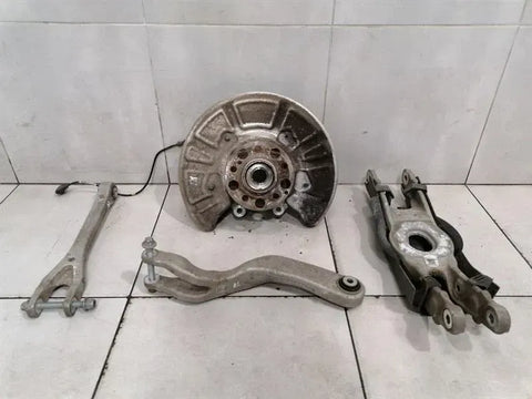Mercedes E63 AMG W213 Left Rear Hub A2133505507 Wheel Bearing Housing Rear Left