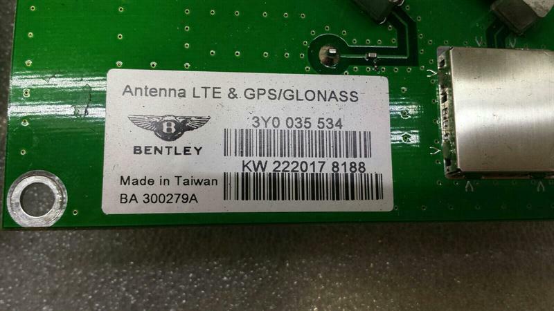 Bentley Continental GTC V8S Aerial / Antenna 3Y0035534 Antenna