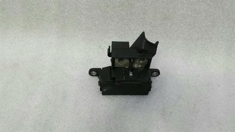 BENTLEY CONTINENTAL GTC V8S Relay 3W0915457A Relay