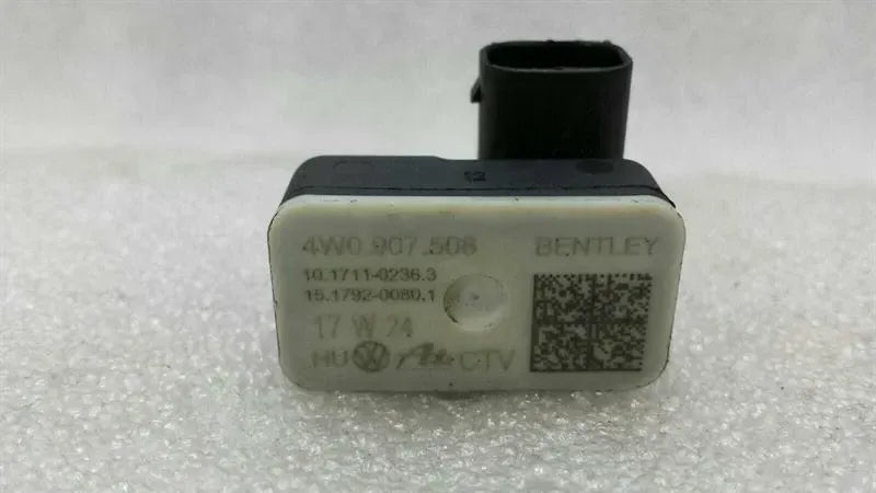 Bentley Continental GTC V8S Crash Sensor 4W0907508 Impact Sensor SRS
