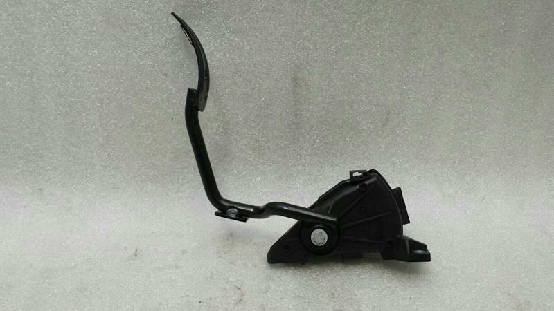 BENTLEY CONTINENTAL GTC V8S Gas Pedal (Electrical) 3W2721503C RHD RIGHT HANDLEBAR