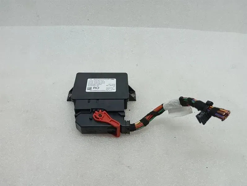 Mercedes C Class W205 Electronic Module A2539001501 Park Brake Control Unit