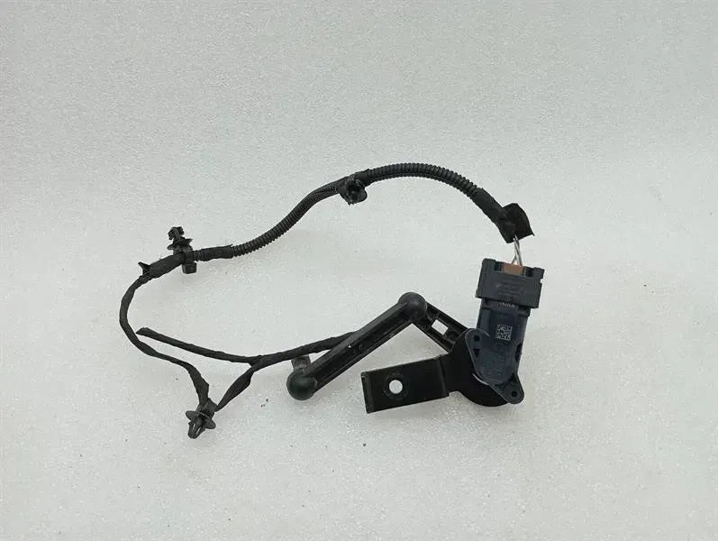 BMW 4 M4 G82 G22 Level Sensor 6895466 Level Sensor Height Sensor