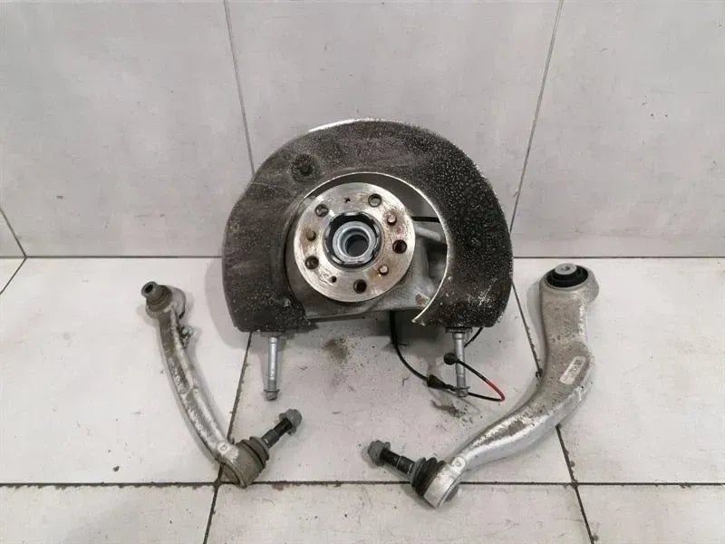 BMW 3 M3 G80 X-DRIVE Left Front Hub 8095649 M4 G82 Wheel Bearing Housing Front Left