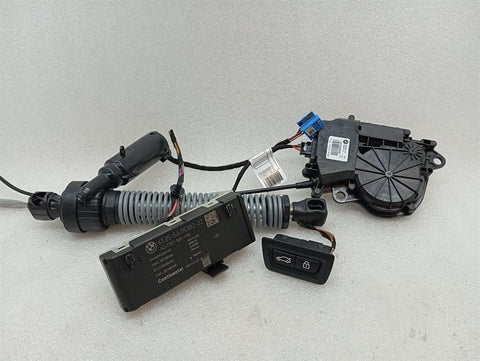 BMW 3 M3 G80 G20 soft close boot lock set 87536 tailgate lock