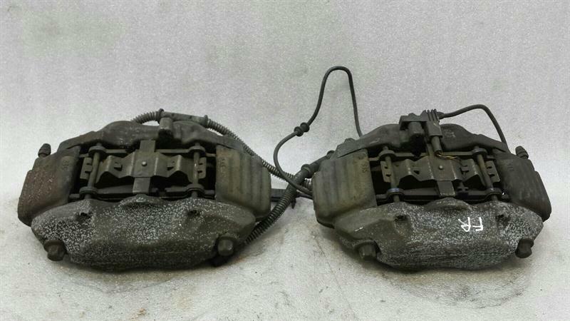 Mercedes S-Class W221 Front Brake Kit A2214211012 Front Brake Set