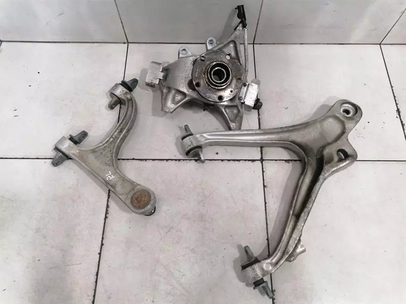 McLaren 720S Left Rear Hub 14BA022CP Wheel Bearing Housing Rear Left SET