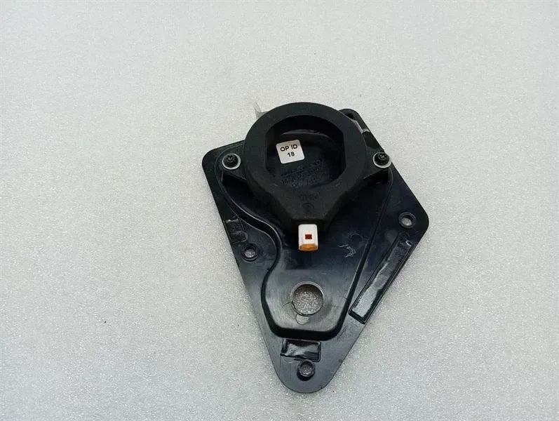McLaren 720S Spider Aerial / Antenna 11M0436CP Antenna