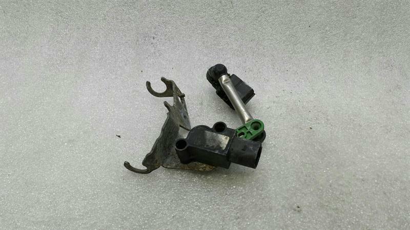 Porsche 911 R 991 Headlight Level Sensor 99163138100 Level Sensor.