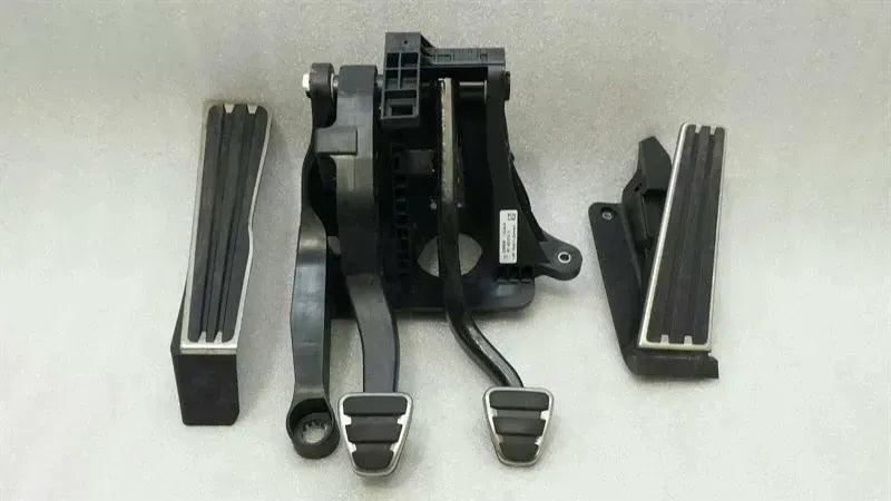 Porsche 911R 991 Gas Pedal + Clutch + Brake Pedal Set Kit Manual RL RHD UK