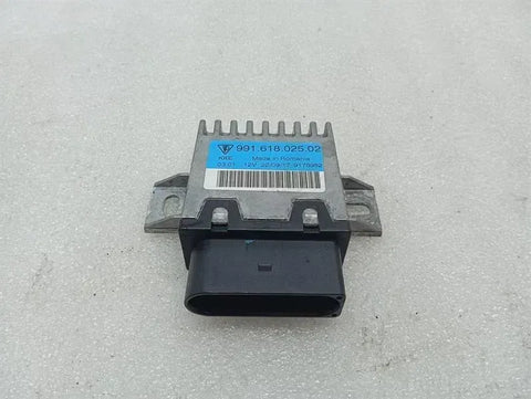 Porsche 911 991 electronic module 99161802502 control unit fuel pump