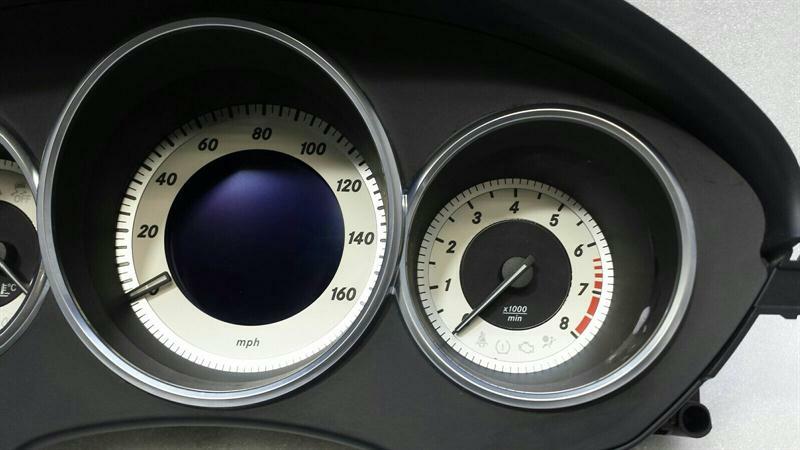 Mercedes CLS W218 Speedometer A2189007402 Instrument Cluster MPH