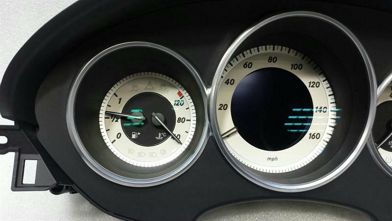 Mercedes CLS W218 Speedometer A2189007402 Instrument Cluster MPH