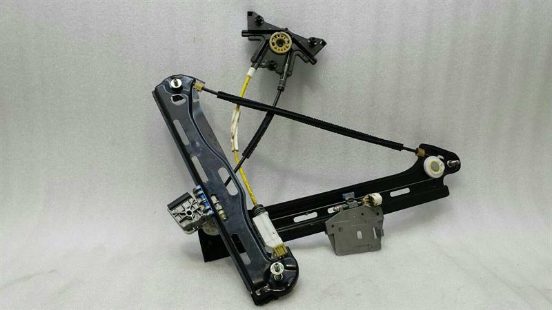 Mercedes CLS W218 Left Rear Door Winder A2187300379 Rear Left Window...