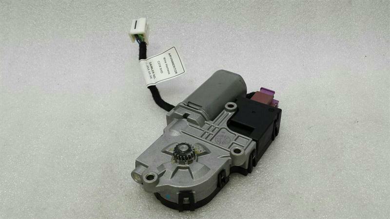 Mercedes CLS W218 W212 Sun Roof Engine A2188200142 Sunroof Engine