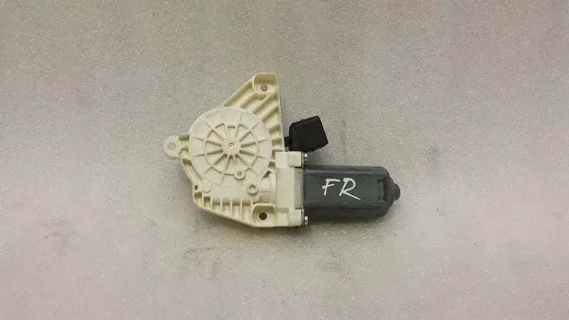 Mercedes CLS W218 FRH Door Window Motor A2078200542 Window Regulator Motor.