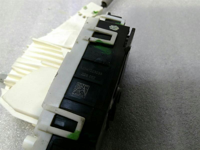 Mercedes CLS W218 FRH door lock A2047203035 door lock front right Kessy