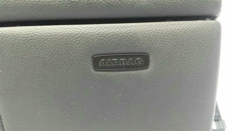 Mercedes CLS W218 Glovebox A2186800291 Glove Box SRS Knee Knee