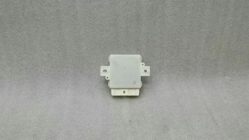Mercedes CLS W218 PDC module A2189000301 PTS control unit parking aid.