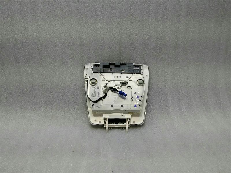 Mercedes CLS W218 dome light A2129001709 interior light interior light