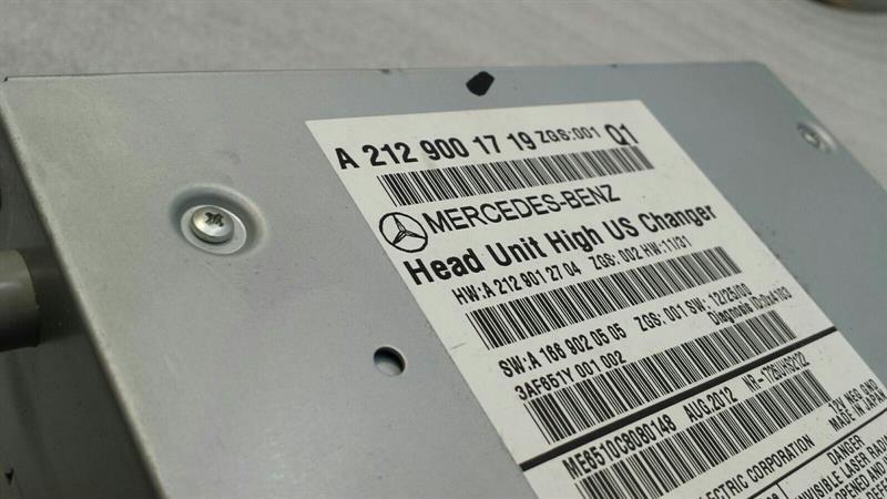 Mercedes CLS W218 CD player A2129001719 audio system controller COMAND changer US