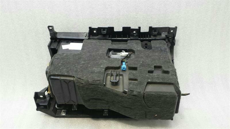 Mercedes CLS W218 Glovebox A2186800291 Glove Box SRS Knee Knee