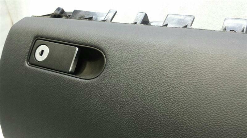 Mercedes CLS W218 Glovebox A2186800291 Glove Box SRS Knee Knee
