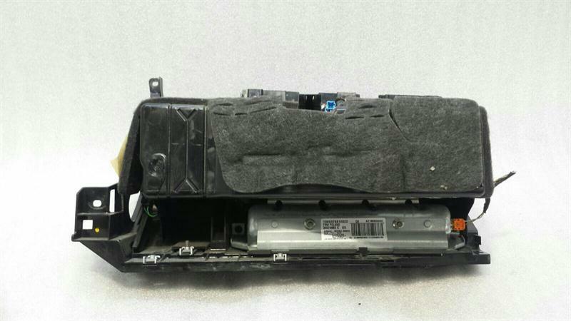 Mercedes CLS W218 Glovebox A2186800291 Glove Box SRS Knee Knee