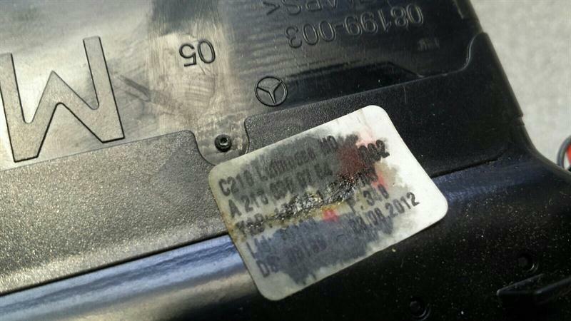 Mercedes CLS W218 Center Air Vent With Clock A2188300754 Vent Nozzle Center