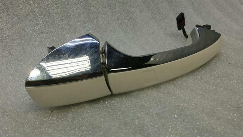 Mercedes CLS W218 front right door handle A2047601470 door handle front keyless go