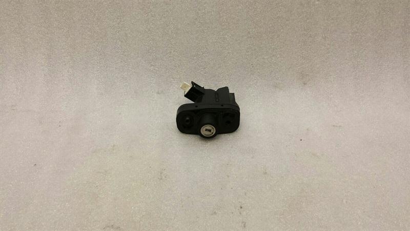 Mercedes CL W216 boat lock A2217500161 tailgate lock