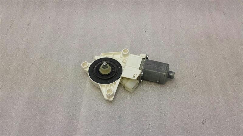 Mercedes GLS X166 door window motor A1669060301 window regulator motor front right