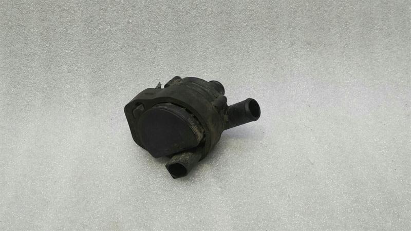 Mercedes GLS X166 additional cooling pump A2118350028 coolant pump pump