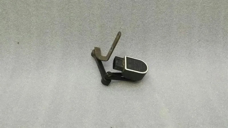 Mercedes GLS X166 Xenon Level Sensor A0045429918 Height Sensor.
