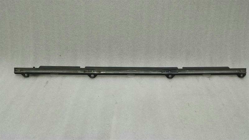 Mercedes GLS X166 FRH Daytime Light A1669061101 Entry Light Right LED
