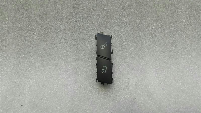 Mercedes GLS X166 front left door lock switch A2049058402 door switch left