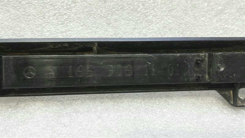 Mercedes GLS X166 FRH Daytime Light A1669061101 Entry Light Right LED
