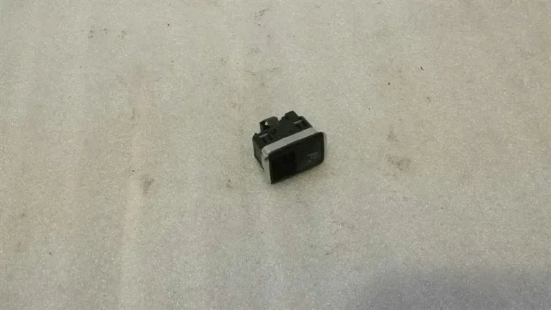 Mercedes GLS X166 RRH seat switch A1668201310 seat switch rear right