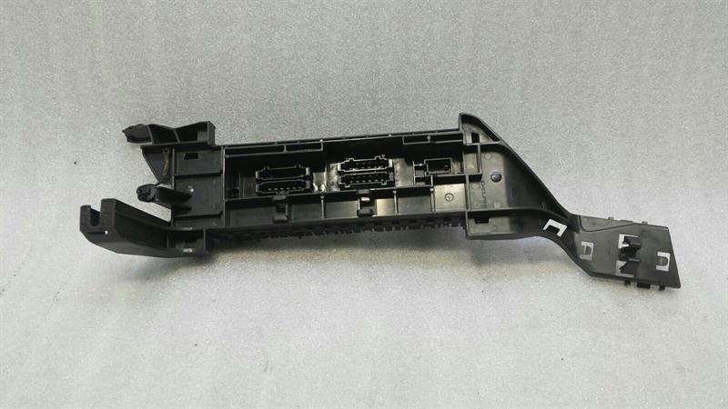 Mercedes GLS X166 Fuse Box A1665402350 Fuse Box