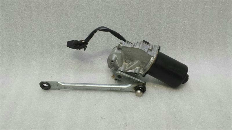 Mercedes GLS X166 front Wiper engine A1668200842 wiper engine front