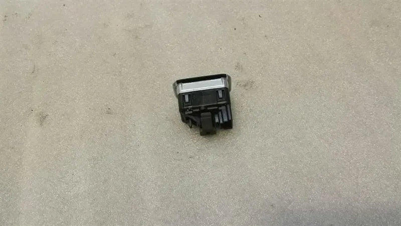 Mercedes GLS X166 RRH seat switch A1668201310 seat switch rear right