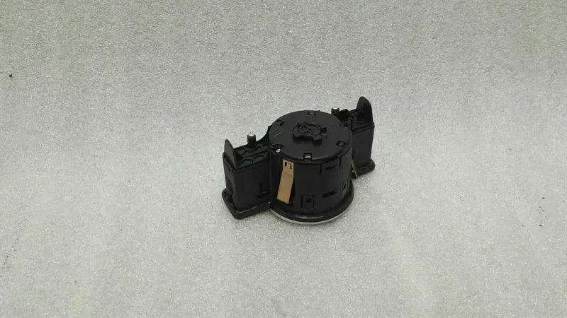 Mercedes GLS X166 W166 Headlight Switch A2129050551 Light Switch