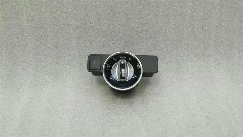 Mercedes GLS X166 W166 Headlight Switch A2129050551 Light Switch