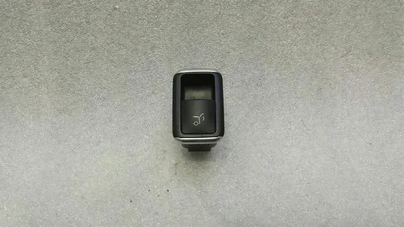 Mercedes GLS X166 Boat Lid Switch A1668707610 Tailgate Switch
