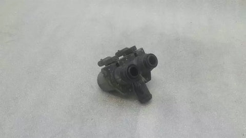 Mercedes S-Class W222 Heater Valve A0009820617 Heater Valve