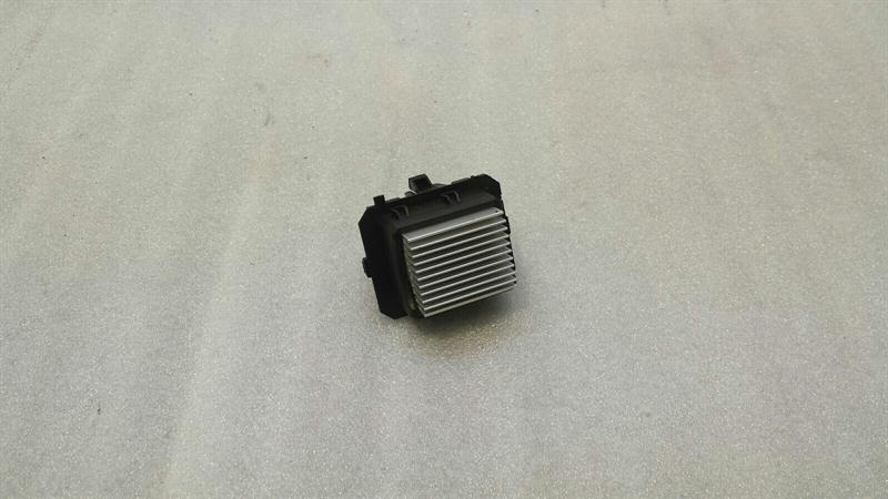 Mercedes GLS X166 Heater Resistor 9304050 Blower Regulator Regulator