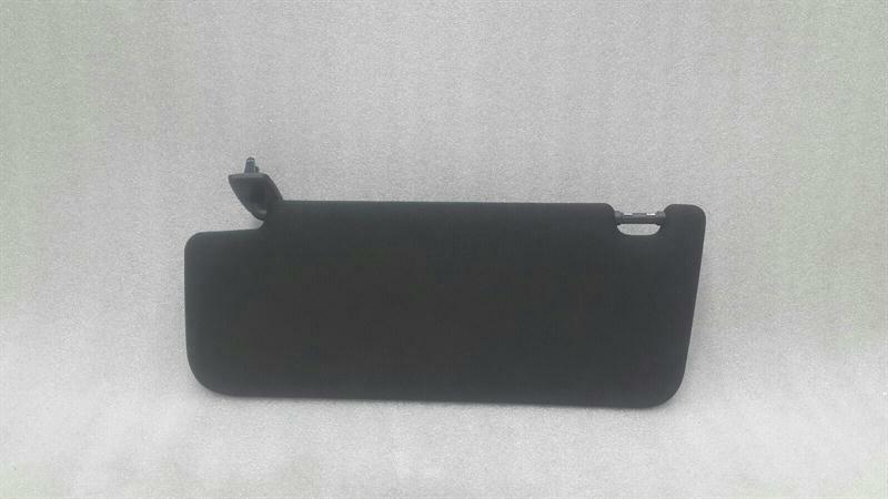 Mercedes S-class W222 Right Sun Viewfinder A2228108800 Sun Bezel Right